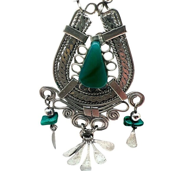 Vintage Tribal Silver Tone Necklace With Green Stone Inlay & Dangling Charms. M - Picture 3 of 10